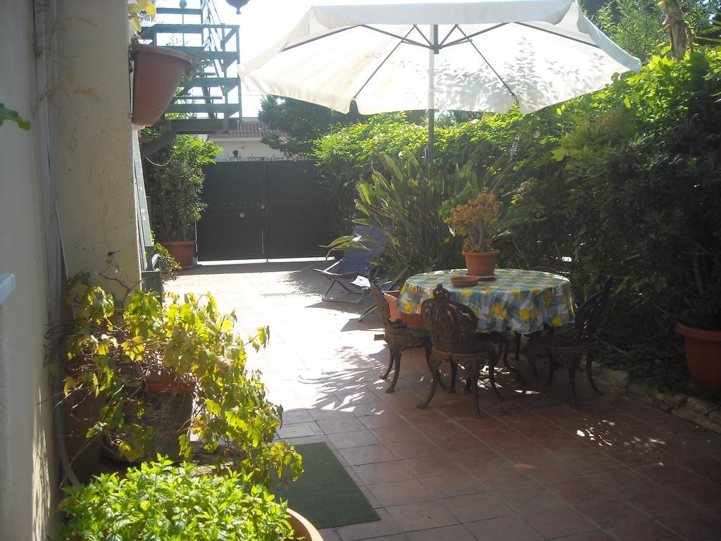 Apartment In A Villa A Mondello Dış mekan fotoğraf