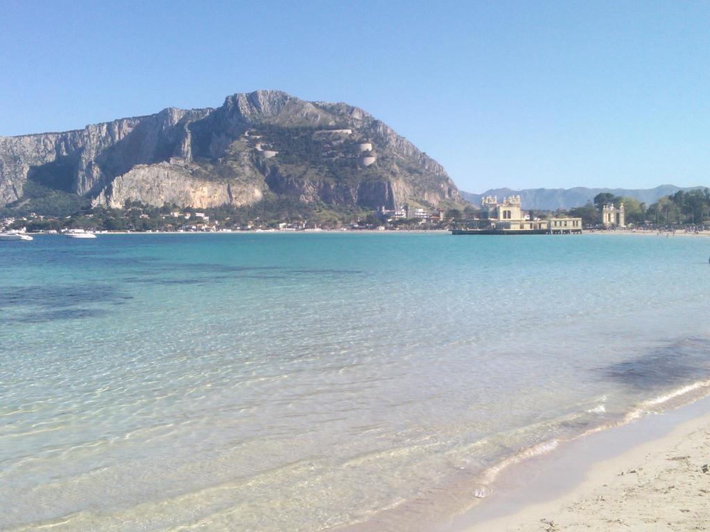 Apartment In A Villa A Mondello Dış mekan fotoğraf